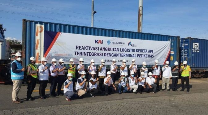 Bikin Efisien, Reaktivasi Layanan KA Logistik Priok-Surabaya Didukung