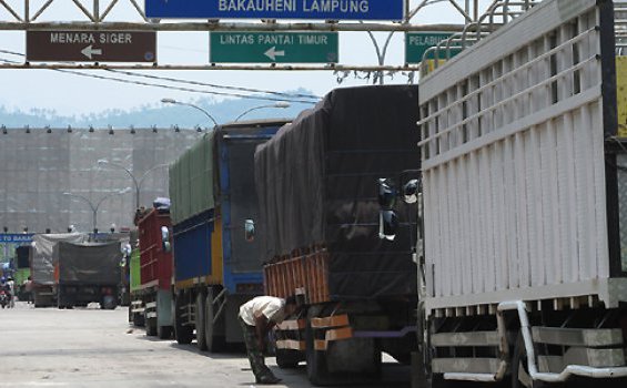 ‘Pembatasan truk bisa ganggu pertumbuhan ekonomi nasional’