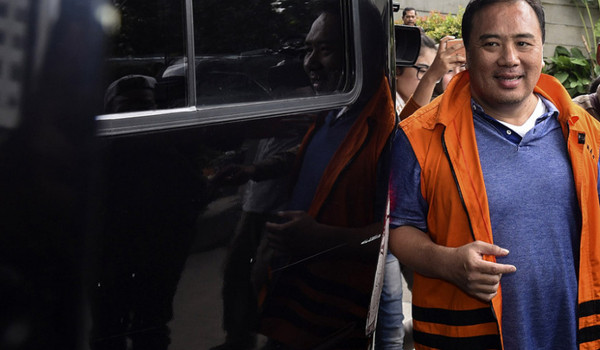 KPK geledah kantor Bea & Cukai Priok